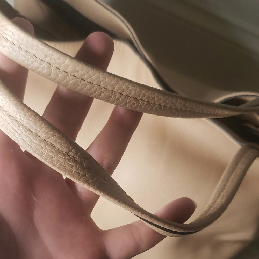 Vince Camuto Tan Leather Tote Bag - Picture 10 of 16